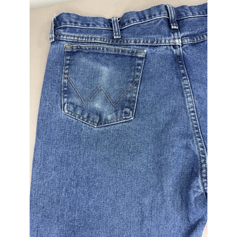 Wrangler Jeans Men's 40X29 Blue Denim Medium Wash Rugged Wear Embroidered W - Picture 8 of 12